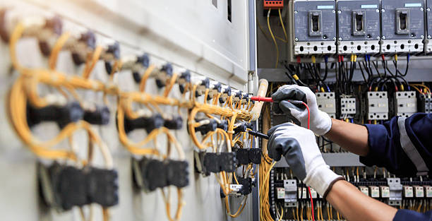 Professional Electrician technician working in Hillcrest, CA